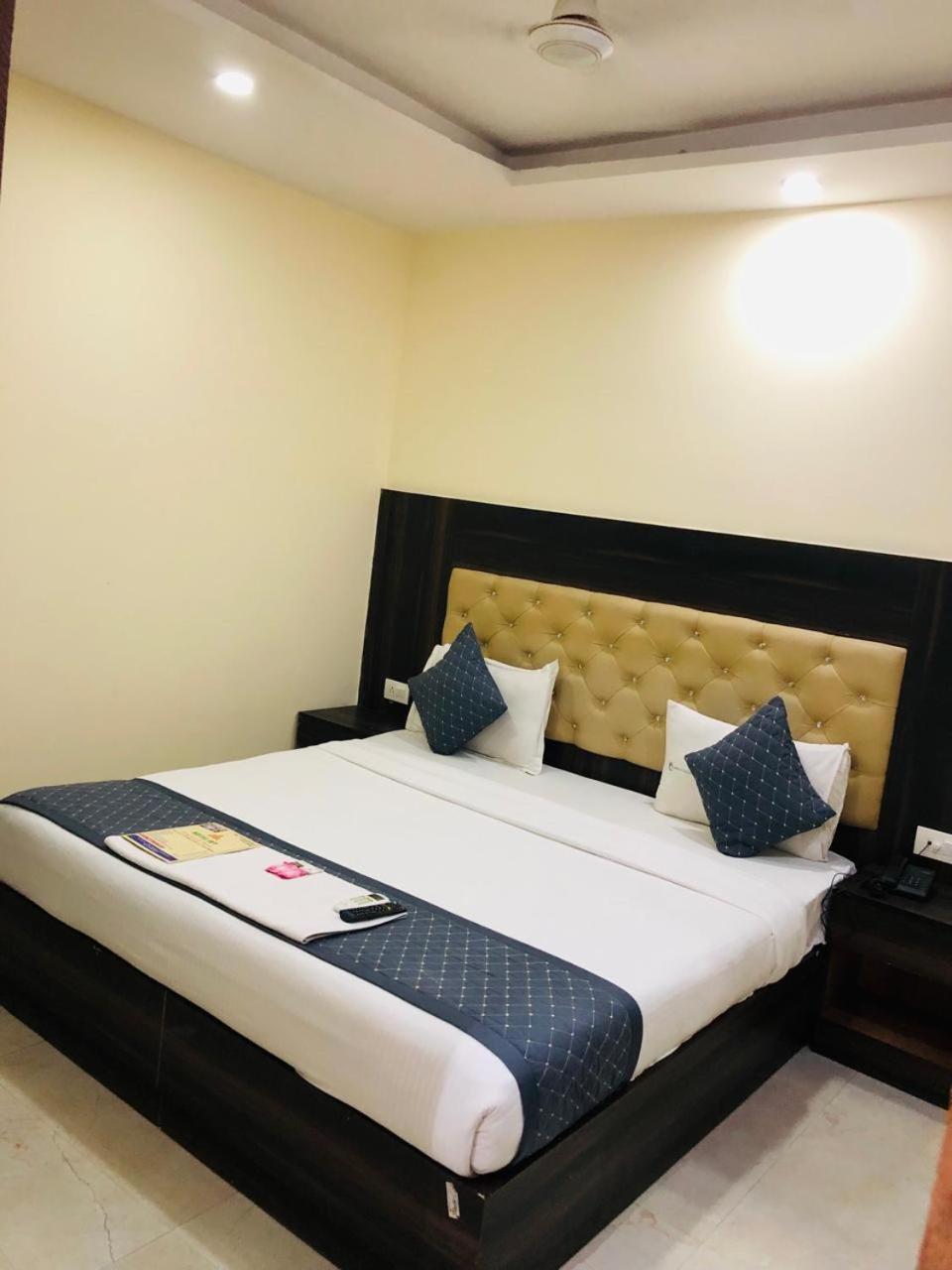 Hotel Ivy Plaza Near Igi Airport Nowe Delhi Zewnętrze zdjęcie
